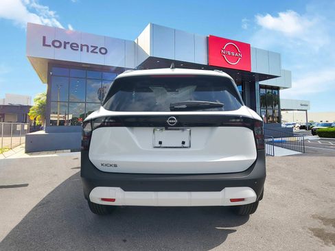 New 2026 Nissan Kicks SV image 5