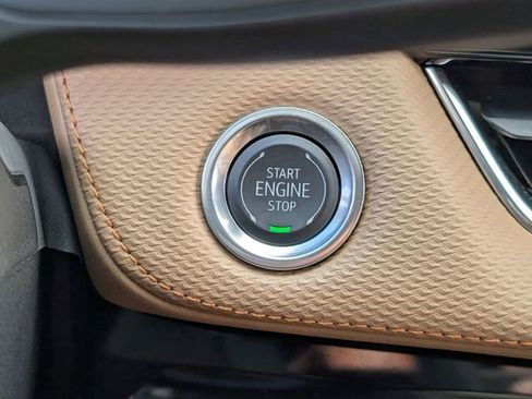 Used 2025 Chevrolet Equinox ACTIV w/ Safety and Technology Package image 31