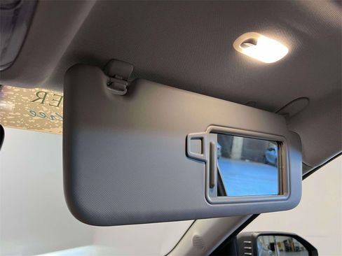 Used 2025 Hyundai Kona Limited image 36