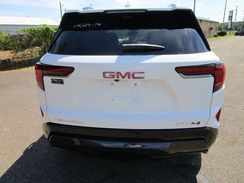 New 2026 GMC Terrain AT4 w/ Technology Package II image 8