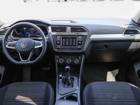 Used 2022 Volkswagen Tiguan S image 12