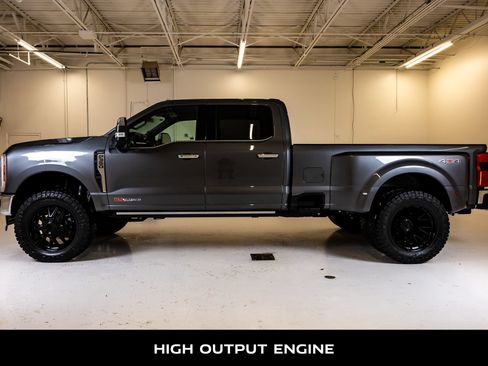 Used 2026 Ford F350 Lariat w/ Lariat Ultimate Package AWD/4WD image 6