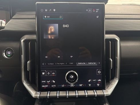 Used 2026 GMC Acadia Elevation w/ Elevation Premium Package image 22