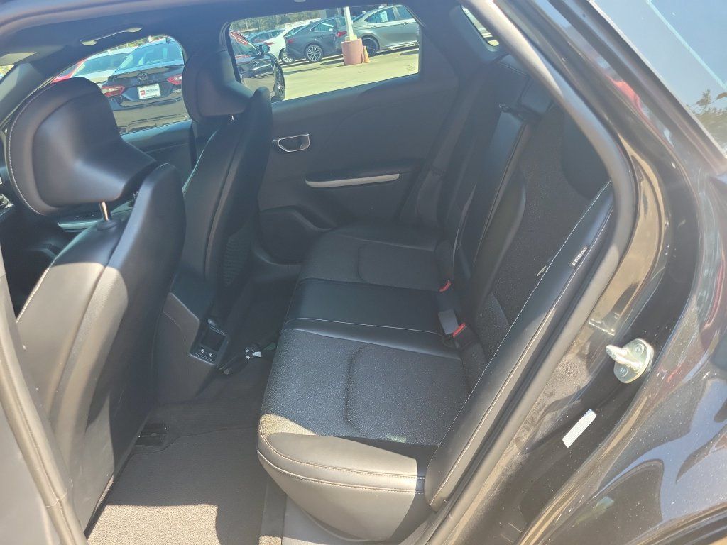 Used 2025 Kia K4 GT-Line w/ GT-Line Sunroof Package FWD image 30