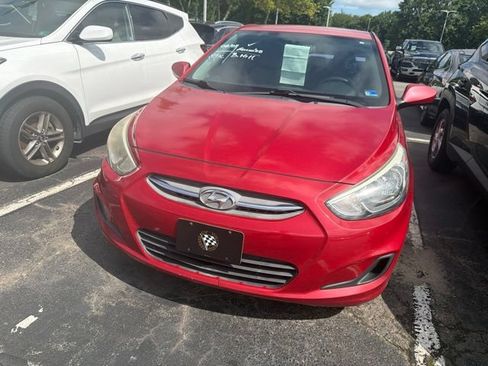 Used 2016 Hyundai Accent SE w/ Option Group 02 FWD image 3