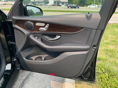 Certified 2022 Mercedes-Benz GLC 300 4MATIC image 30
