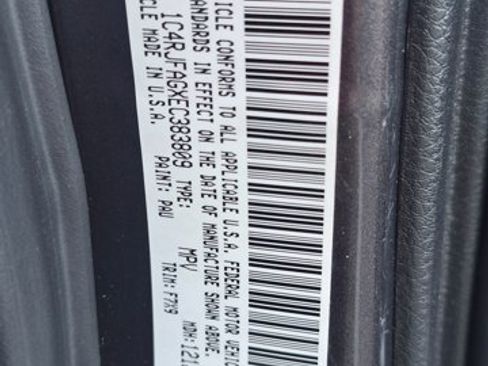 Used 2021 Jeep Grand Cherokee Laredo image 15