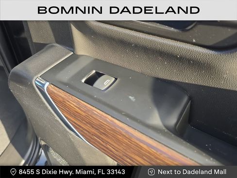 Used 2022 Chevrolet Silverado 2500 High Country w/ Z71 Off-Road Package image 13