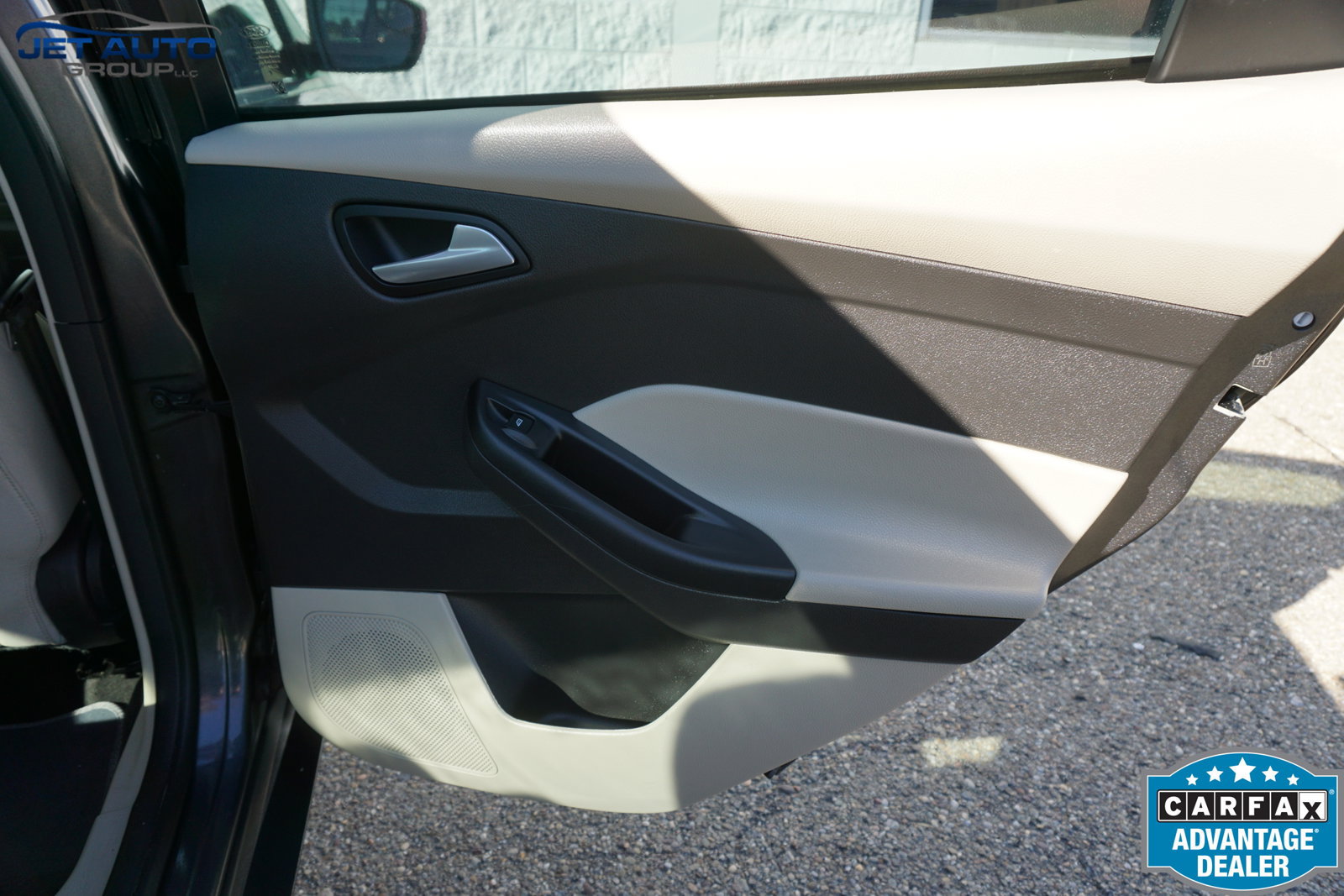 Used 2018 Ford Focus SE w/ SE Appearance Package FWD image 20