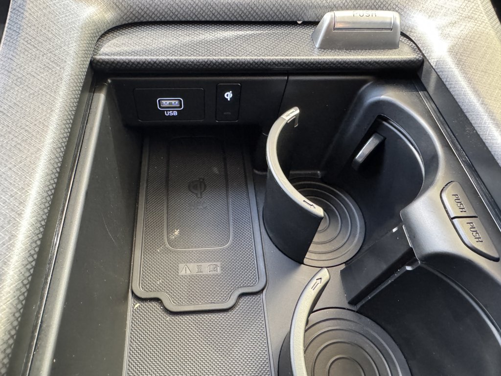 Used 2024 Hyundai Palisade Limited FWD image 27