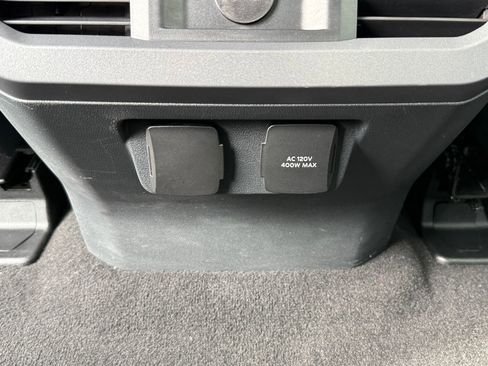Used 2024 Ford F250 Lariat w/ Chrome Package image 19