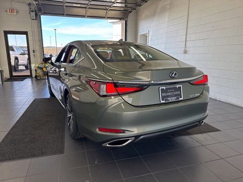 New 2025 Lexus ES 350 w/ Premium Package image 6