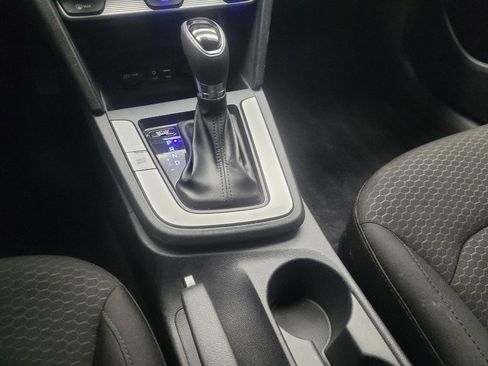 Used 2019 Hyundai Elantra SE w/ Cargo Package FWD image 26