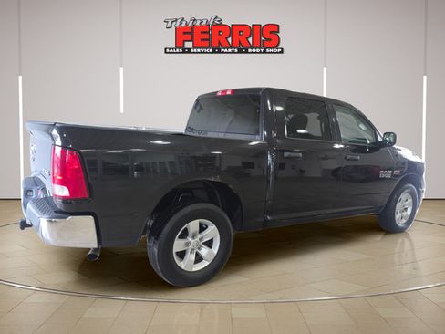 Used 2017 RAM 1500 ST w/ SXT Appearance Group AWD/4WD image 5