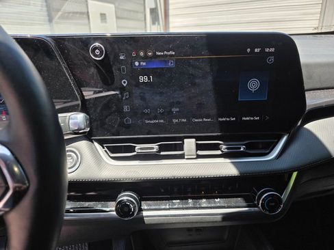 Used 2025 Chevrolet Equinox LT FWD image 44