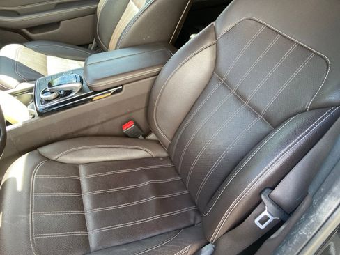 Used 2019 Mercedes-Benz GLS 450 4MATIC image 9