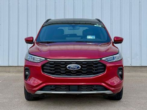 Certified 2025 Ford Escape ST-Line Elite w/ Premium Technology Package AWD/4WD image 9