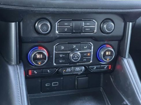 Used 2021 Chevrolet Tahoe LT image 23