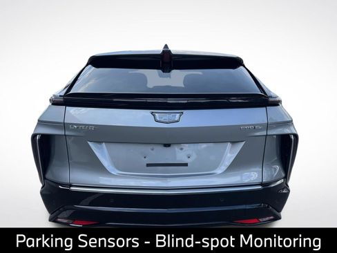 Used 2024 Cadillac Lyriq Tech AWD/4WD image 6