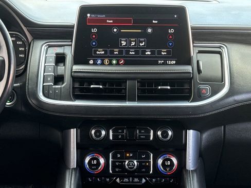 Used 2021 GMC Yukon XL SLT image 18