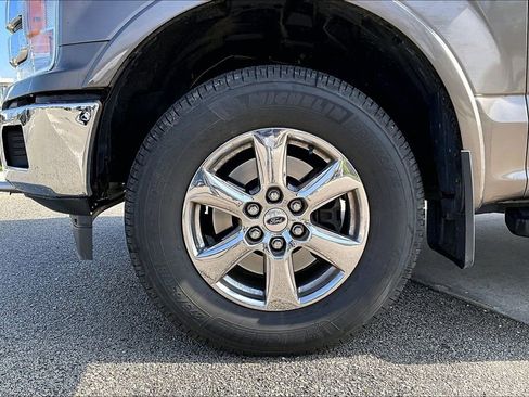 Used 2019 Ford F150 Lariat image 10