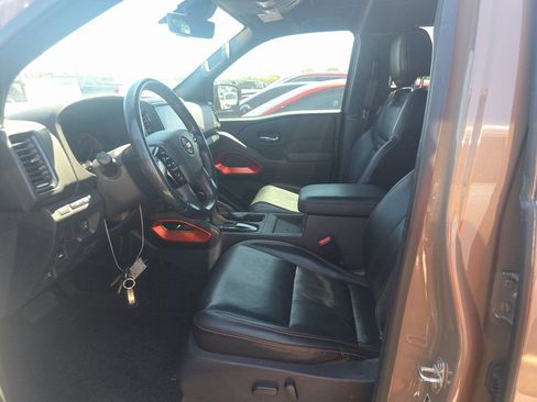 Used 2023 Nissan Frontier PRO-4X w/ Pro-4X Premium Package image 6