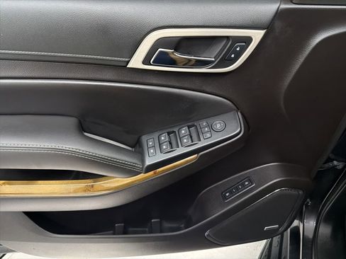 Used 2016 GMC Yukon Denali w/ Open Road Package image 18