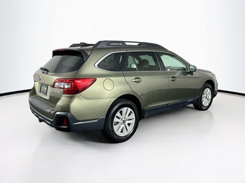 Used 2019 Subaru Outback 2.5i Premium AWD/4WD image 9
