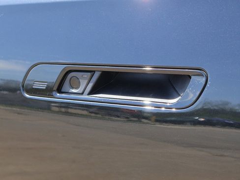 New 2026 BMW 760i xDrive w/ Executive Package image 22