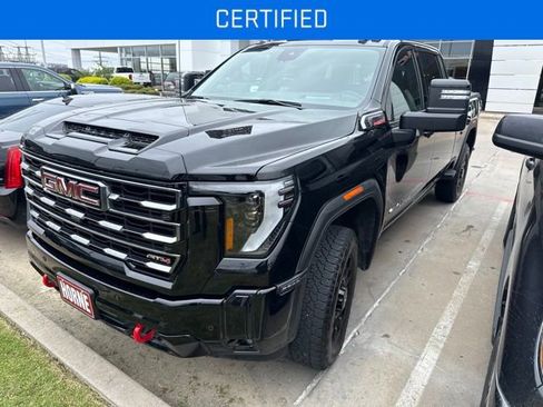 Used 2025 GMC Sierra 2500 AT4 w/ AT4 Premium Plus Package AWD/4WD image 2
