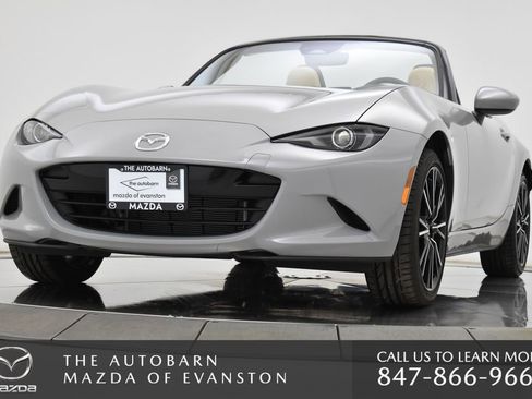 Used 2025 MAZDA MX-5 Miata Grand Touring w/ Weather Package image 14