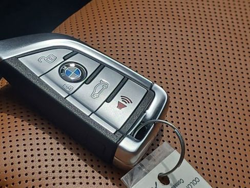 Used 2021 BMW 840i Convertible w/ M Sport Package RWD image 24