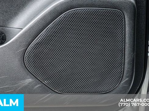 Used 2025 Nissan Rogue SV image 51