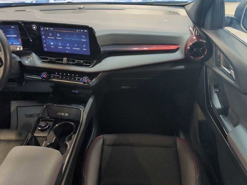 Used 2025 Chevrolet Equinox RS w/ Safety and Technology Package FWD image 28