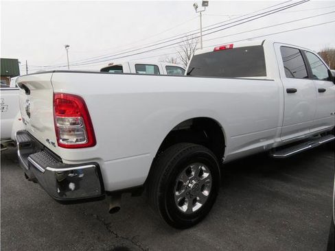 Used 2024 RAM 2500 Big Horn image 17