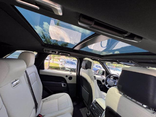 Used 2020 Land Rover Range Rover Sport HSE AWD/4WD image 31