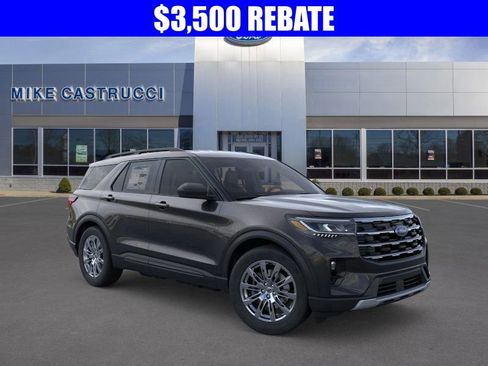 New 2026 Ford Explorer Active w/ Active Comfort Package image 7