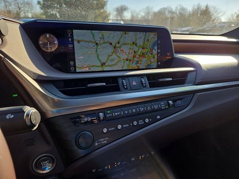 Certified 2019 Lexus ES 350 Luxury image 18