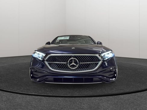 New 2026 Mercedes-Benz E 350 4MATIC Sedan image 2