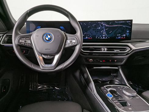 Used 2024 BMW i4 eDrive35 w/ Convenience Package RWD image 19
