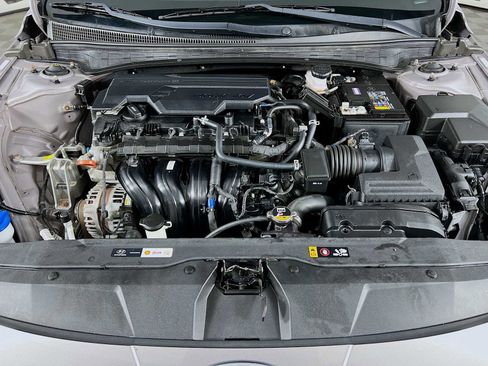 Used 2021 Hyundai Elantra SEL FWD image 28