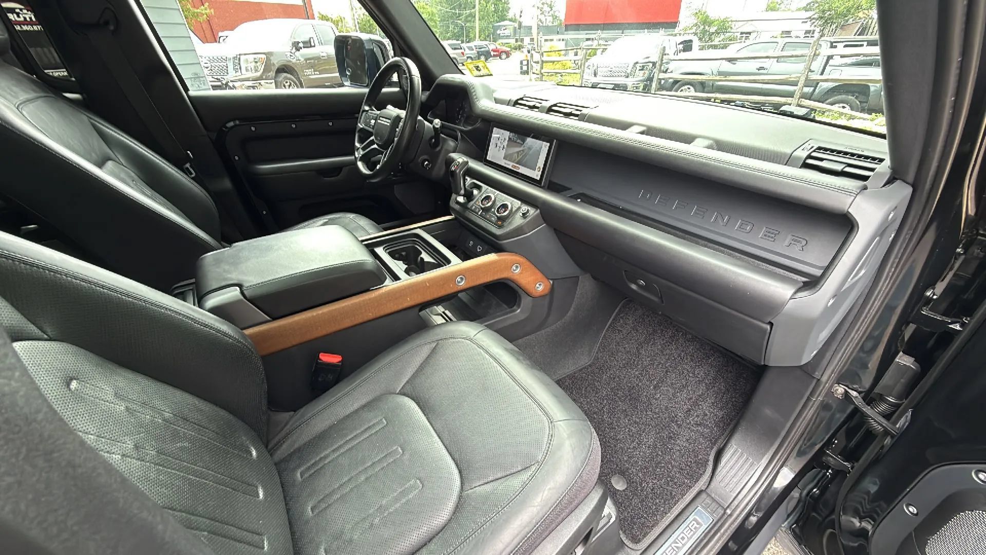 Used 2020 Land Rover Defender 110 X AWD/4WD image 25