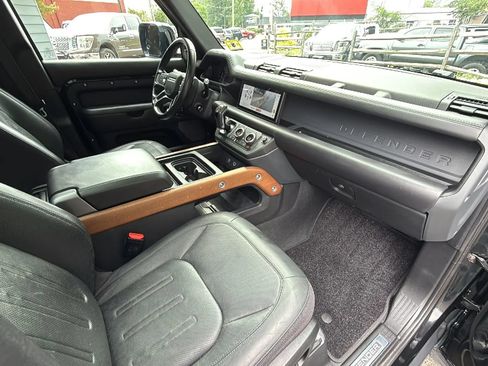 Used 2020 Land Rover Defender 110 X AWD/4WD image 25