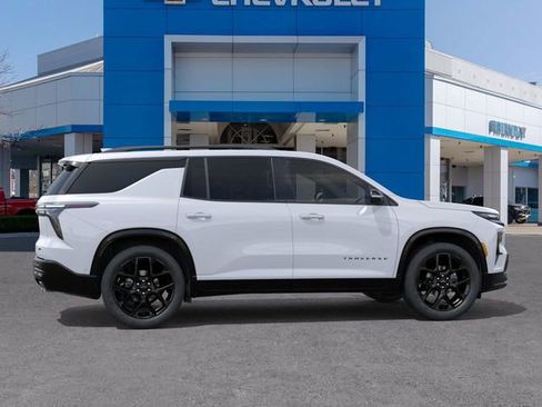 New 2026 Chevrolet Traverse RS image 5