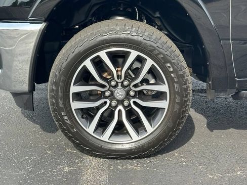 Used 2025 RAM 1500 Limited AWD/4WD image 8