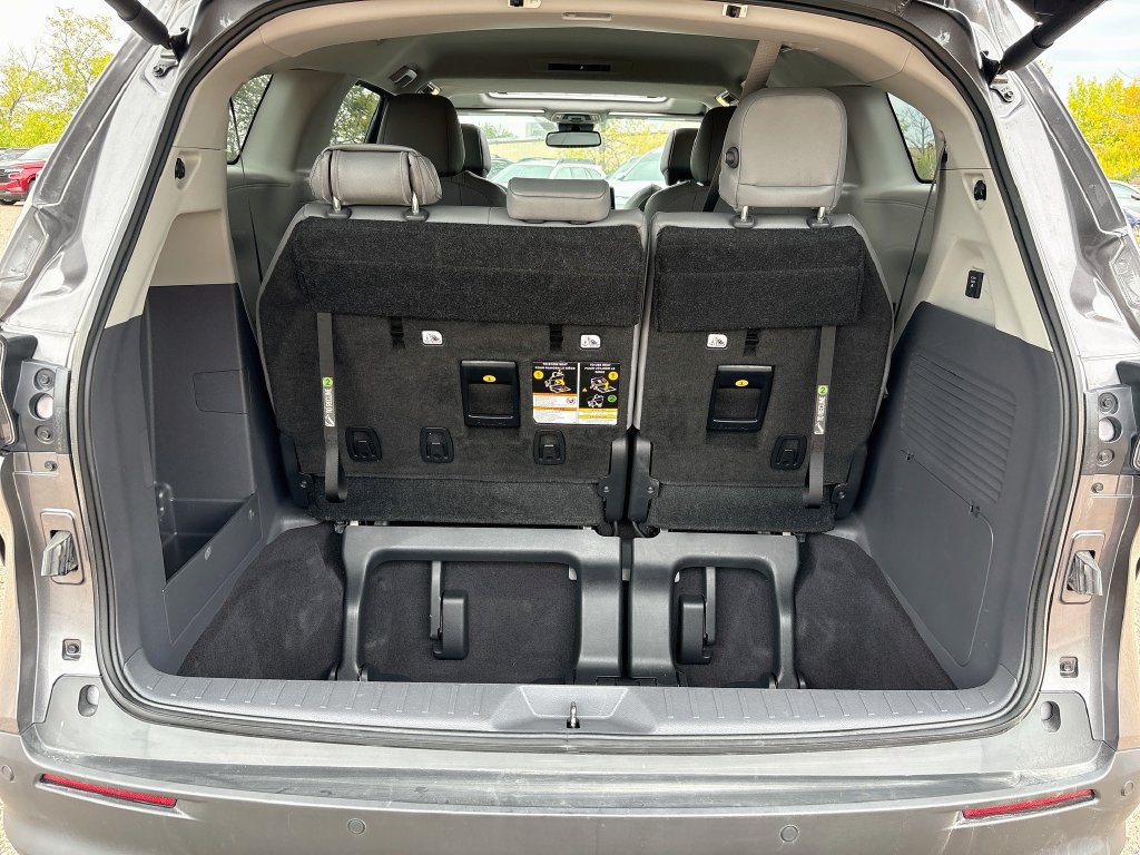 Used 2023 Toyota Sienna XLE w/ XLE Plus Package AWD/4WD image 27