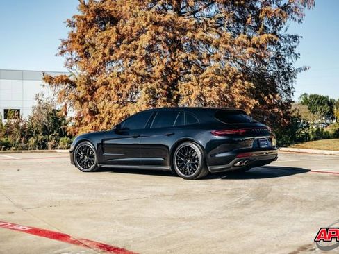 Used 2018 Porsche Panamera 4S image 19