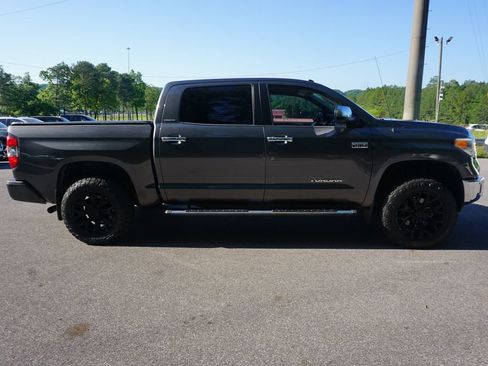 Used 2017 Toyota Tundra Limited w/ Limited Premium Package image 20