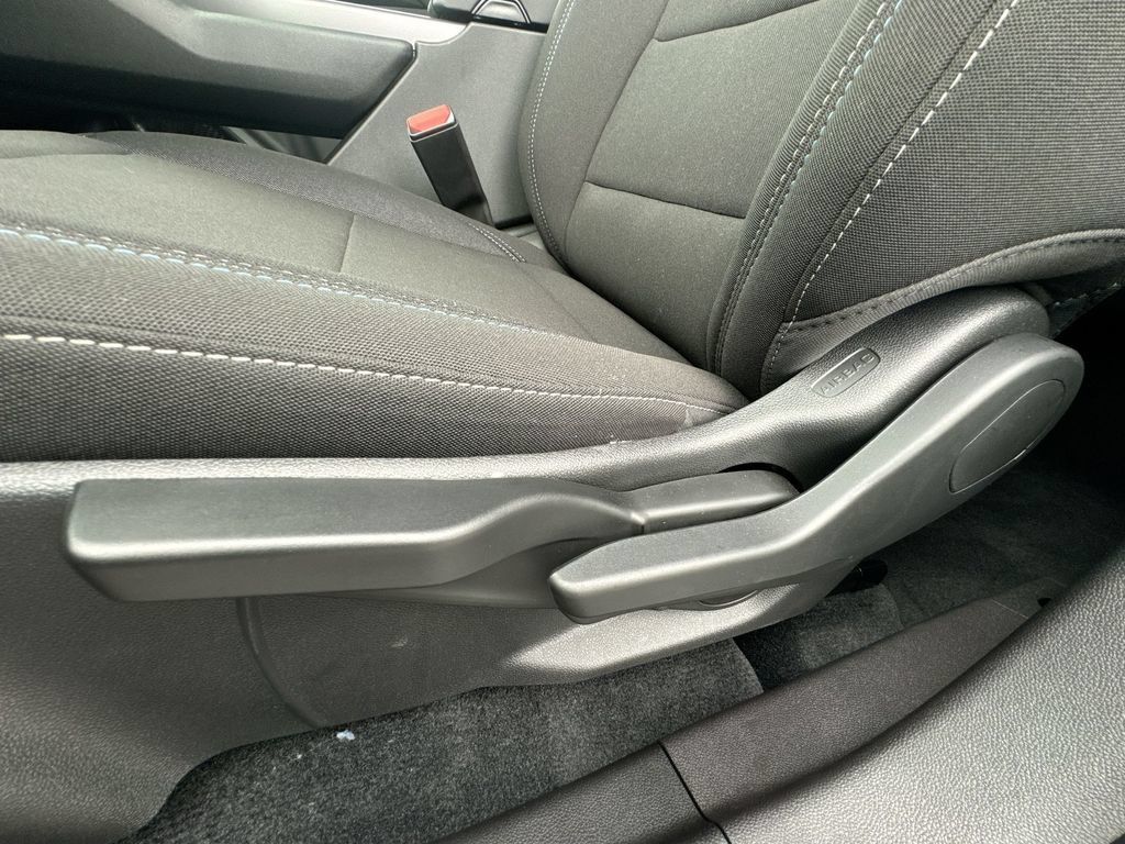 New 2026 Chevrolet Equinox EV LT FWD image 14