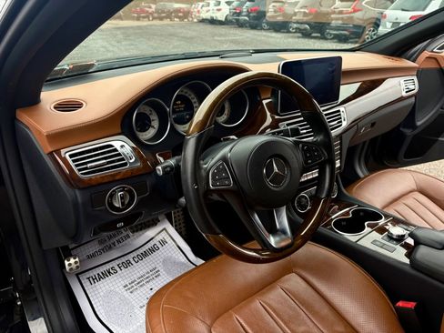 Used 2015 Mercedes-Benz CLS 550 CLS 550 4MATIC Coupe 4D image 11